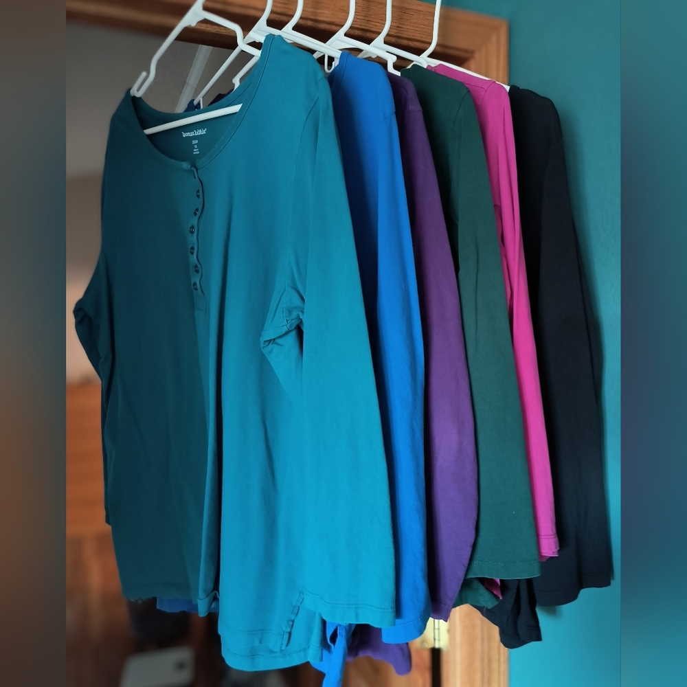 Lot of 6 long sleeve Henley shirts